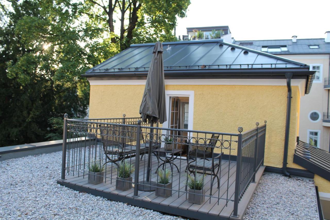 Mozart's Garden Villa Salzburg Buitenkant foto